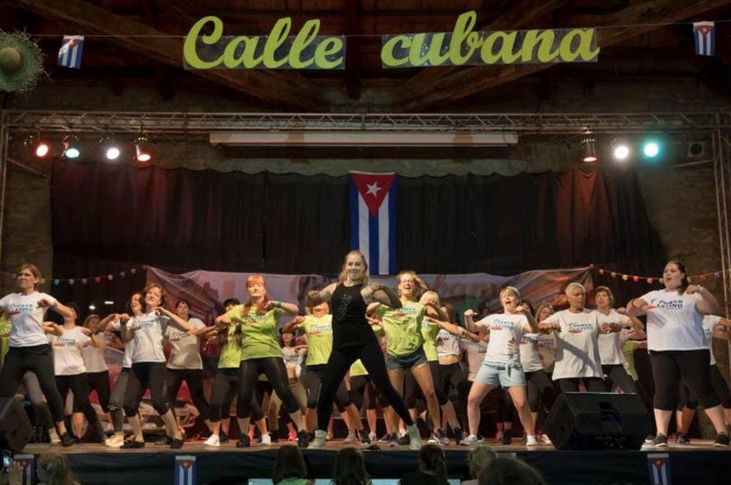 skupina Soy Cubano plešejo POWER LATINO -solo
